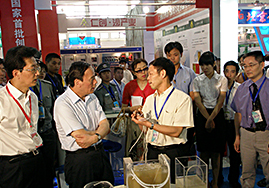 原中央政治局常委，中央纪律检查委员会书记王岐山听取乐竞平台工作情况汇报